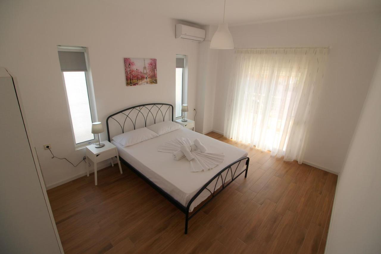 Nefeli Apartments Sarandë Exterior foto